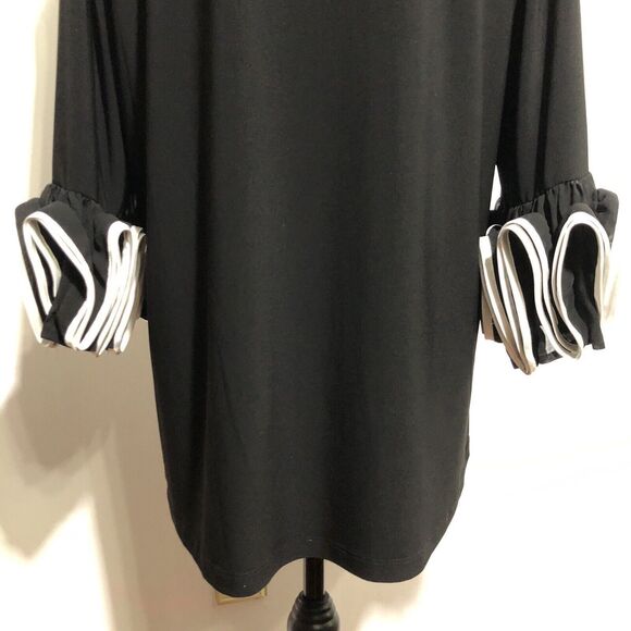 Ali Miles Blouse Womens Large Black White Ruffle Cuff Tunic Bell Sleeve Artsy - Picture 9 of 15